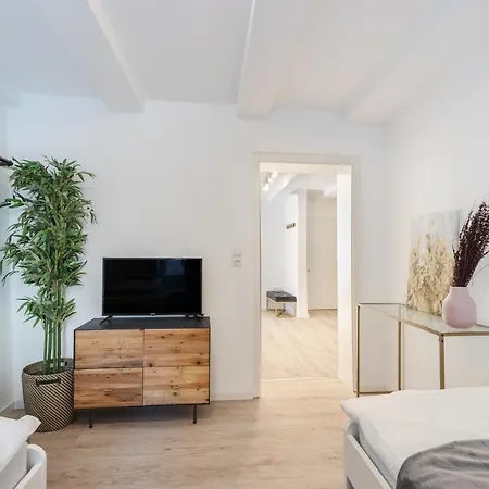 Terrace Apartment With 5 Rooms, Whirlpool And Bbq Augsbourg Extérieur photo