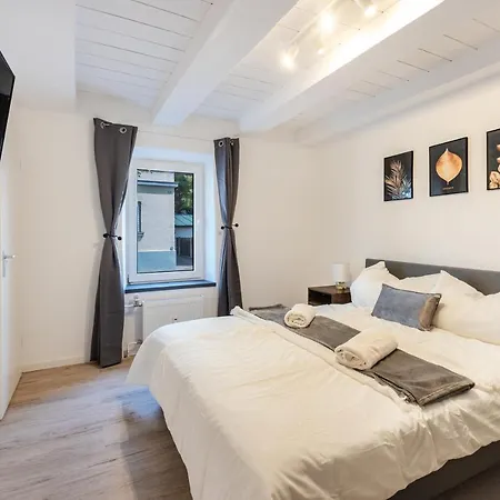 Terrace Apartment With 5 Rooms, Whirlpool And Bbq Augsbourg Extérieur photo