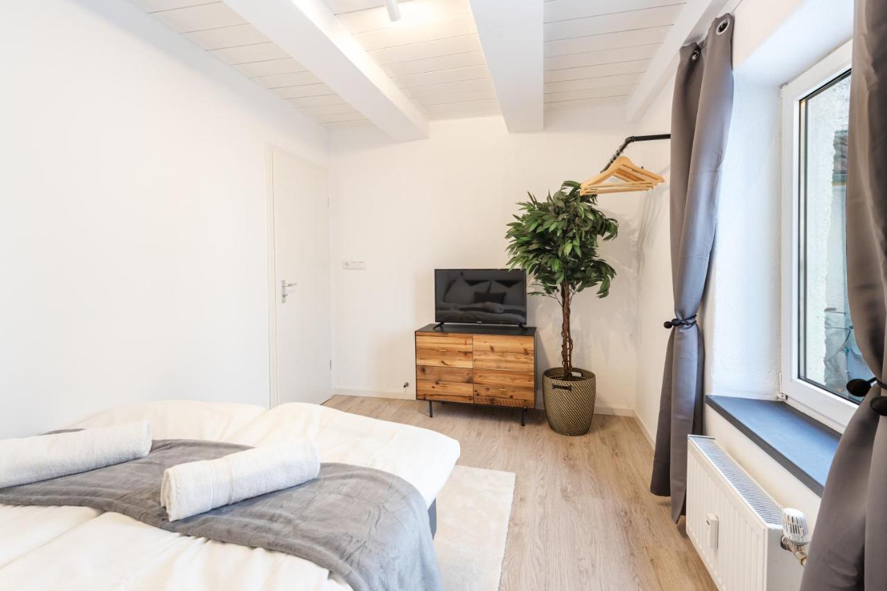 Terrace With 5 Rooms, Whirlpool And Bbq Augsburg